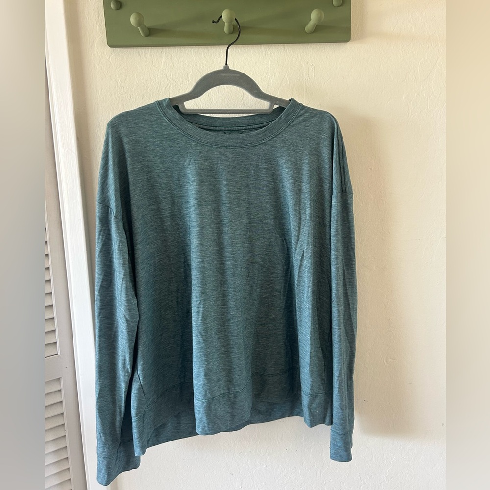 Patagonia Teal Crewneck Long Sleeve Shirt